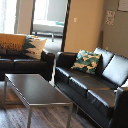 Spacious 2Br Suite Plus Patio Near Iowa State 에임스 외부 사진