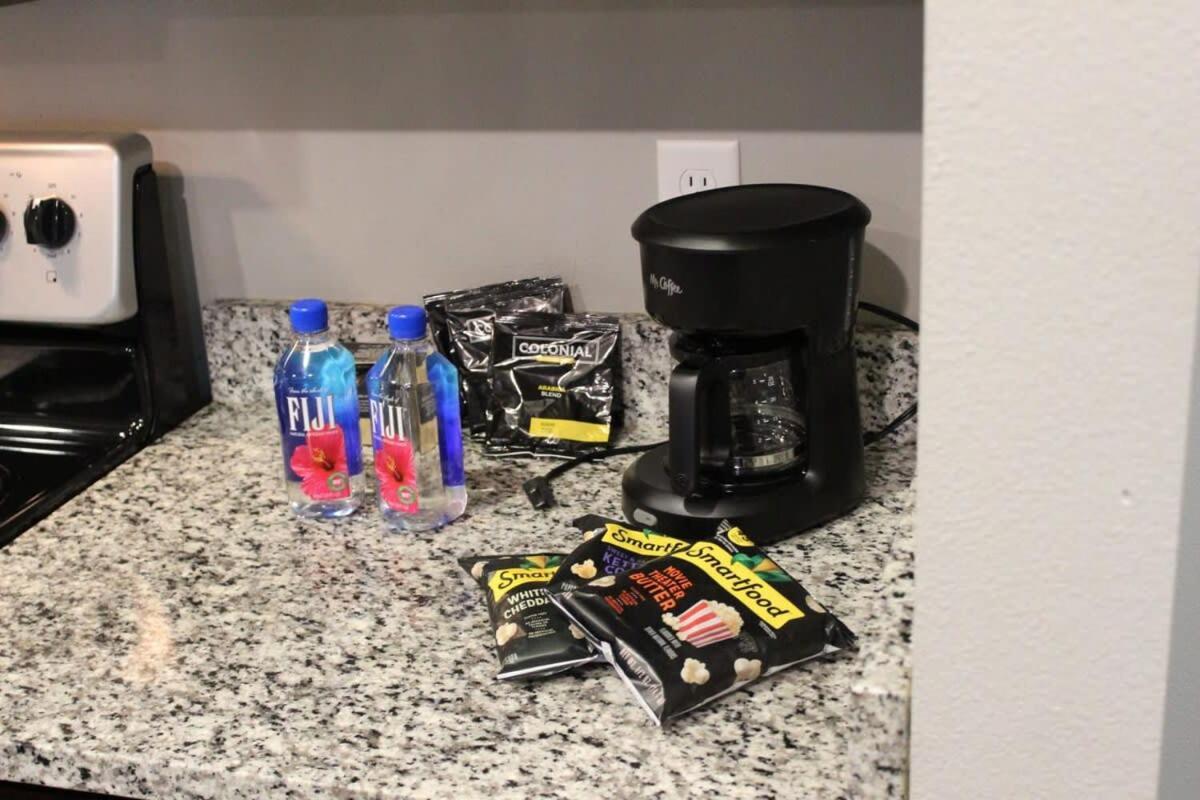 Spacious 2Br Suite Plus Patio Near Iowa State 에임스 외부 사진